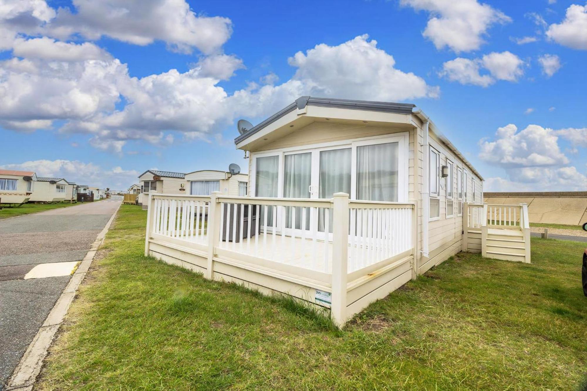 Beautiful 6 Berth Caravan By The Beach In Suffolk Ref 40076Nd Lowestoft Eksteriør bilde