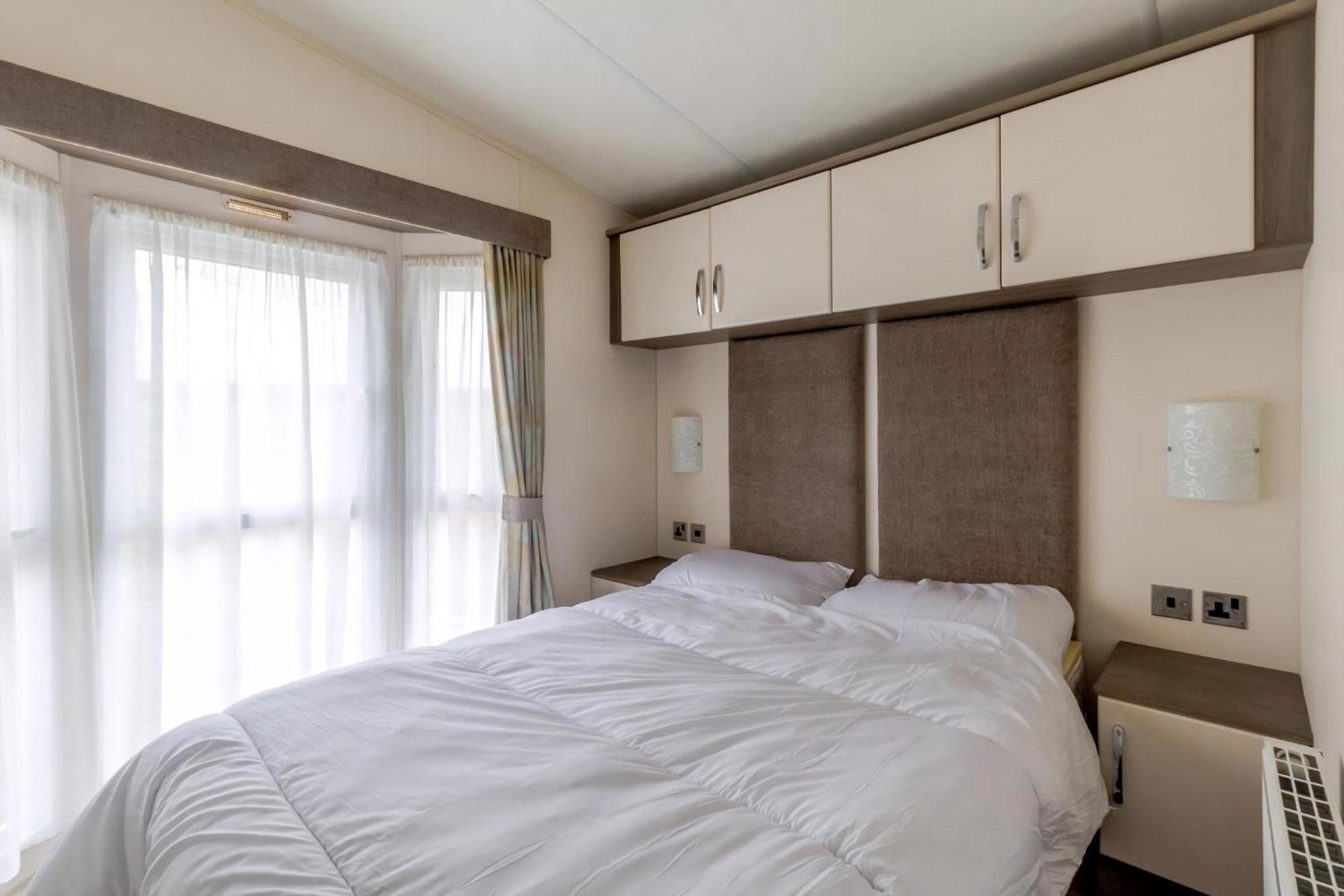 Beautiful 6 Berth Caravan By The Beach In Suffolk Ref 40076Nd Lowestoft Eksteriør bilde